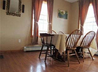 40 Briarwood Dr, Bangor, ME 04401