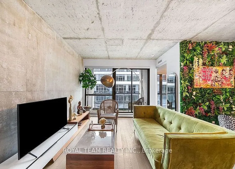 39 Brant St #815 — Photo 5
