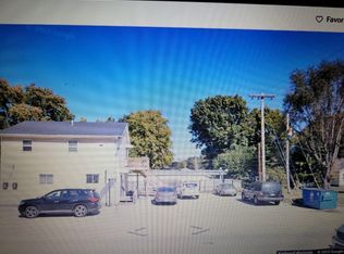 2801 E Clear Lake Ave #3, Springfield, IL 62703