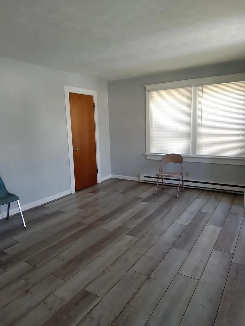 Renovated 1 story house. — Photo 3