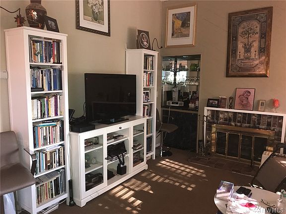 4th image of 3920 Lake Washington Blvd SE #7B