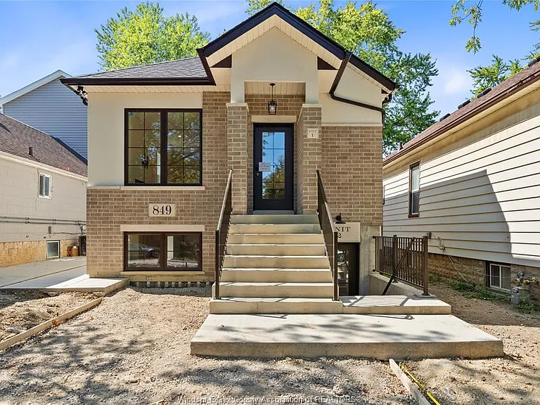 849 Ford Blvd #LOWER — Photo 1