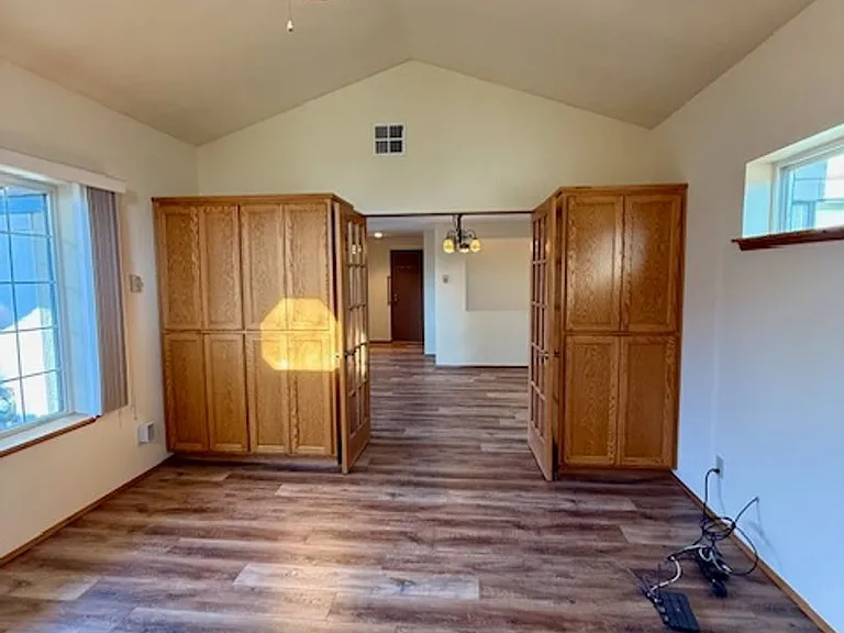 2082 NE Veronica Ln — Photo 20