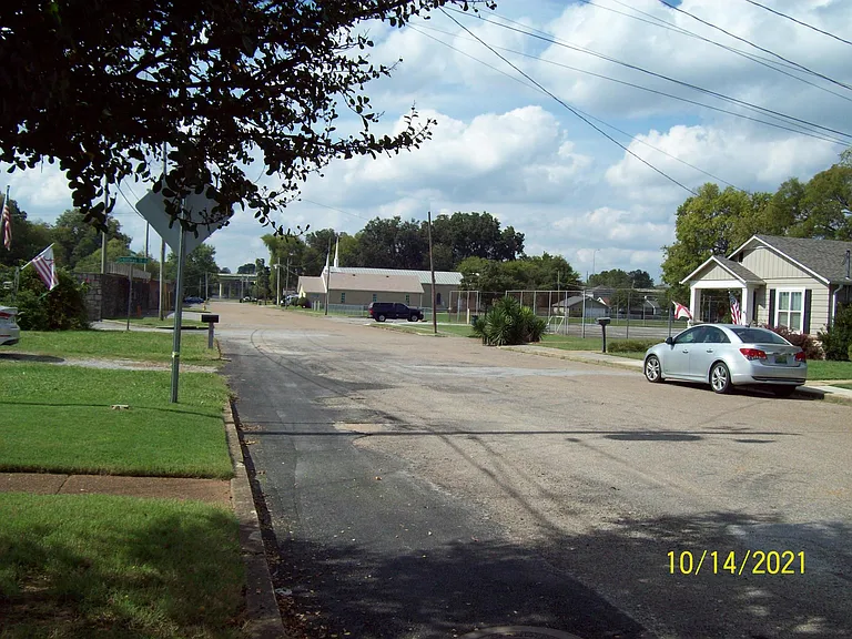 New Goldsmith Park Coming Soon !