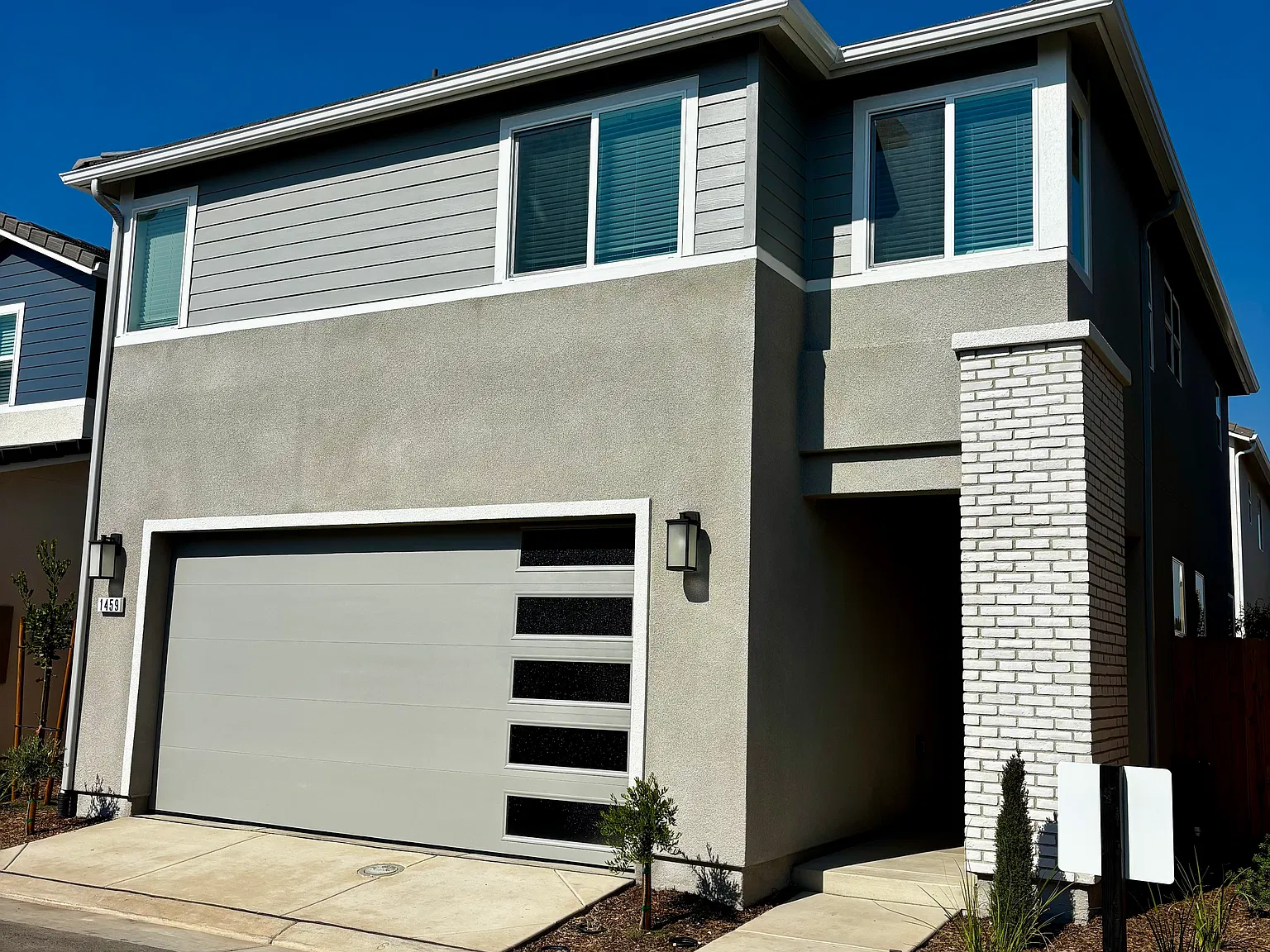 3 bed, 2.5 bath, 1651 sqft, $2,600 — Photo 1