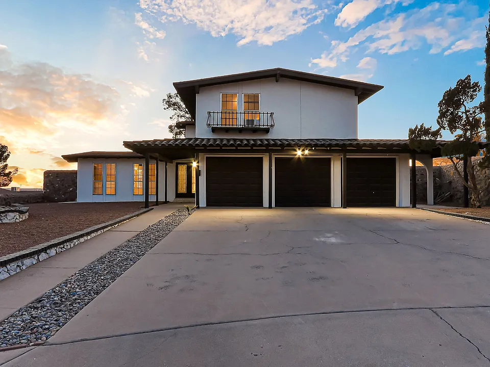 6637 Mariposa Dr