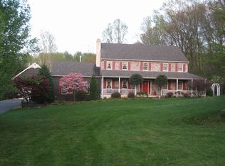 31 Dawson Dr, Mohnton, PA 19540