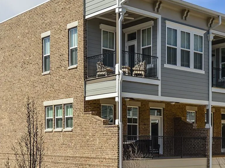 342 Brownstones Cir NE — Photo 24