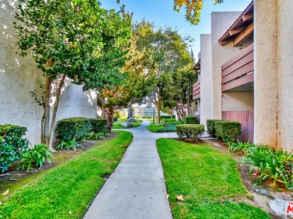 17552 Vandenberg Ln APT 14, Tustin, CA 92780