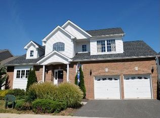 29 Higgins Ct, Flemington, NJ 08822