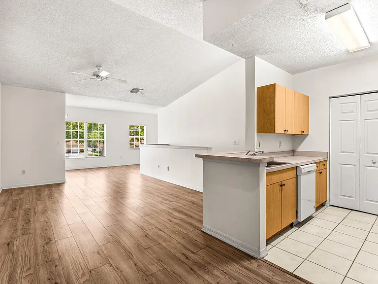 10336 Fox Trail Rd S #1305 — Photo 10