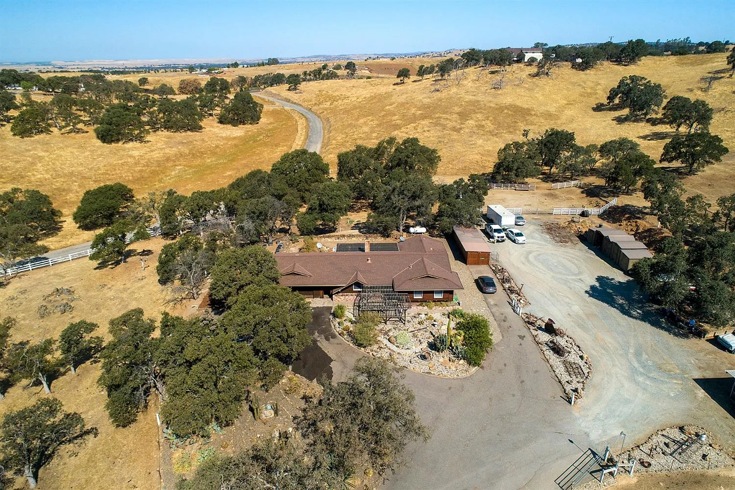 4514 Los Nogales Rd photo 1