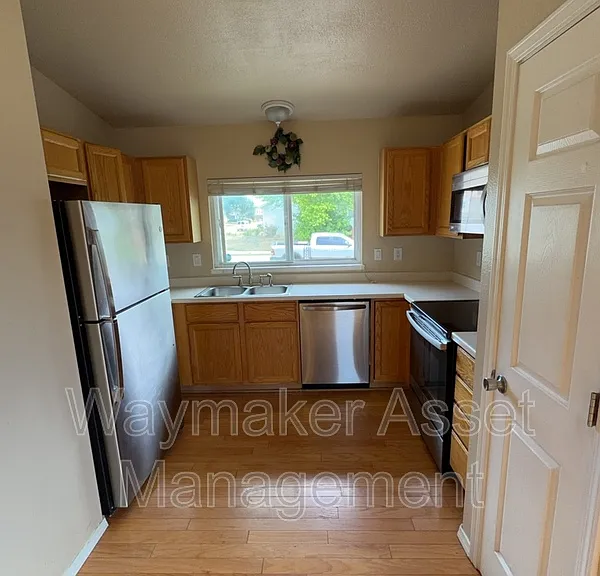 767 Descendant Dr — Photo 4