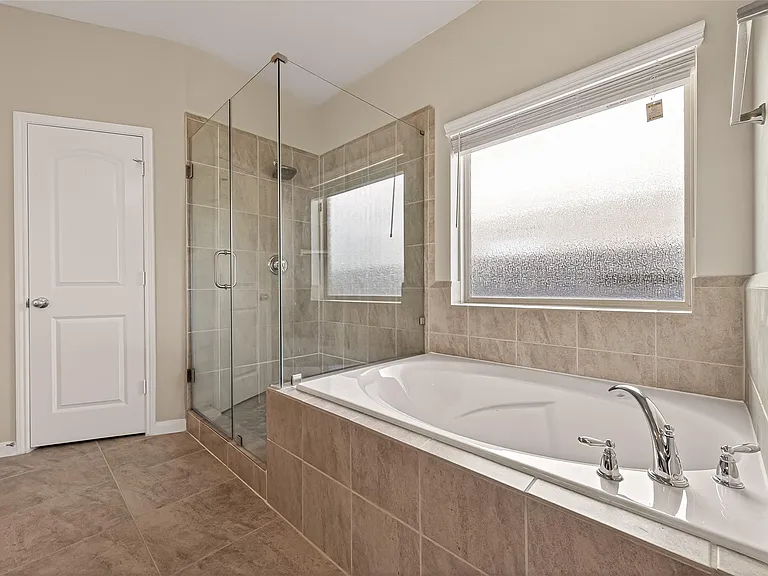 20427 Alpine Meadow Pl — Photo 36