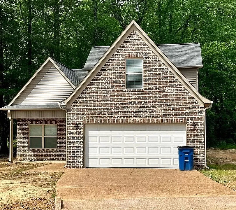142 Anna Ln