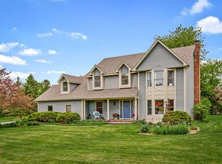 6S470 S Richmond Ave, Westmont, IL 60559