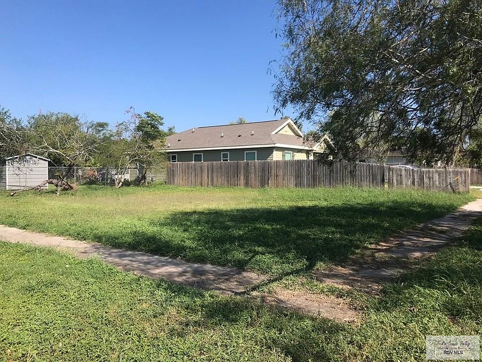 2nd image of 501 E Pierce Ave