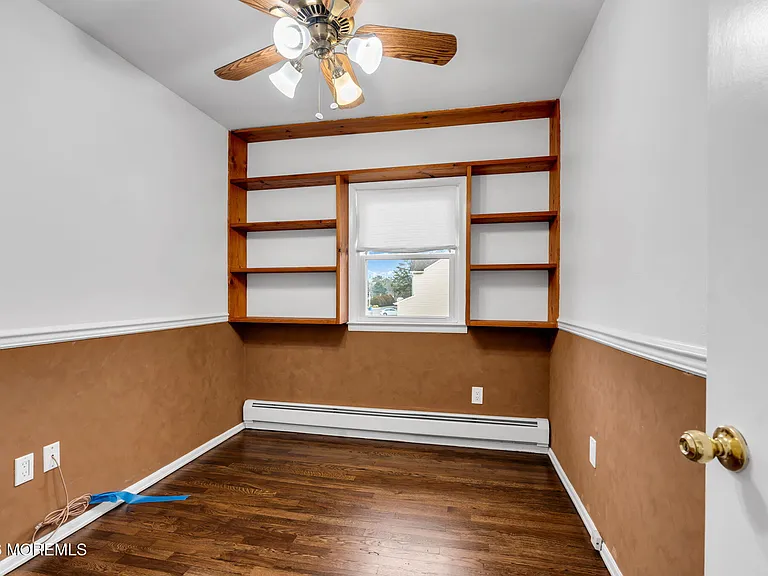 613 Champlain St — Photo 14