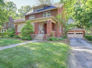706 W Green St, Champaign, IL
