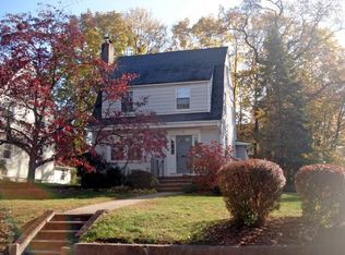 31 Garfield Pl, Ridgewood, NJ 07450