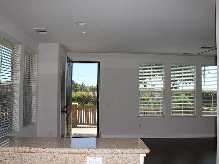 10631 Canyon Grv #15 — Photo 5