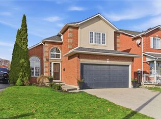 136 Braemar Ave, Haldimand County, ON N3W 2L4