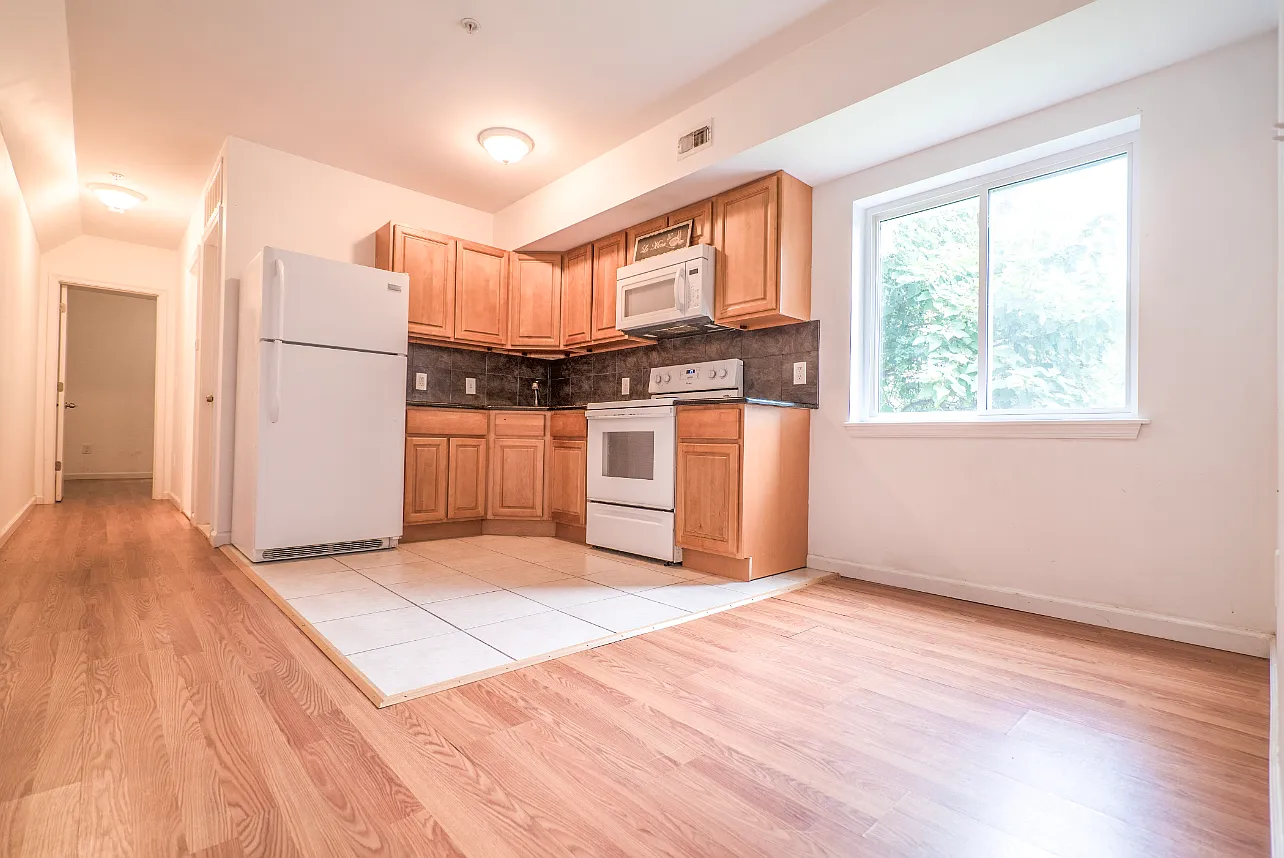 2 bed, 800 sqft, $1,180 — Photo 1