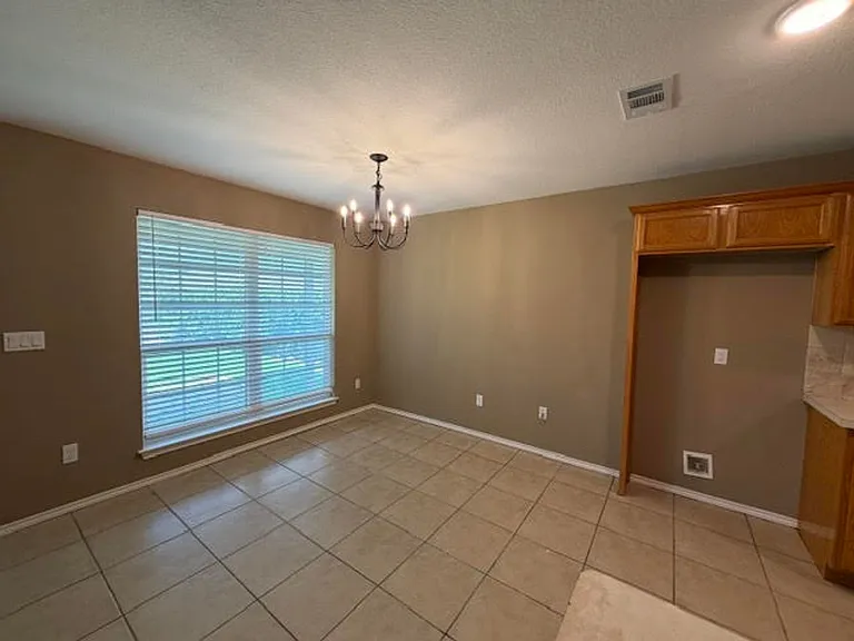 10209 Lilac Ln #B — Photo 14