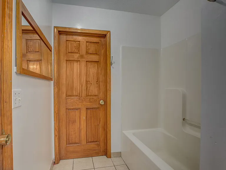 1807 Madison Ave #2 — Photo 9