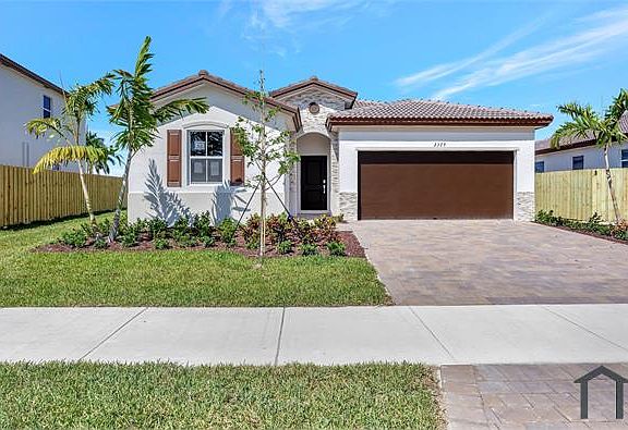 3rd image of 2329 SE 27th Dr #2329
