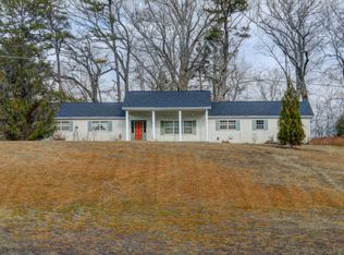 570 Kingston Ave, Oliver Springs, TN 37840