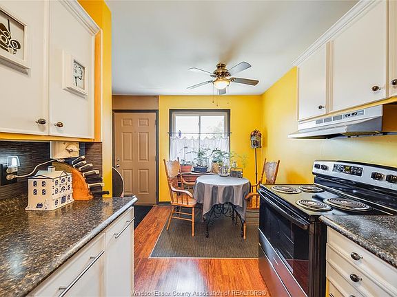 4th image of 5492 Lassaline Ave #4