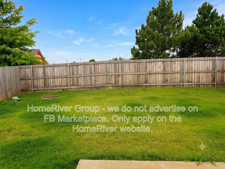 1601 Everglade Ct — Photo 8