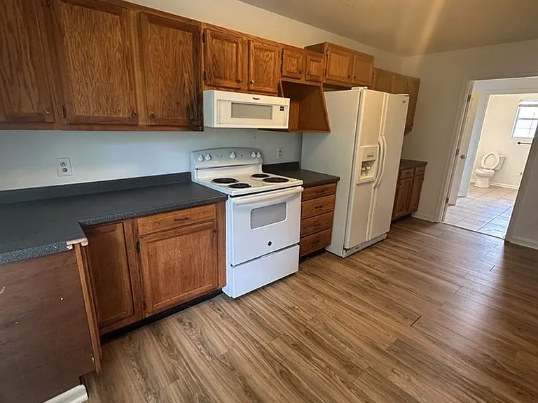 6250 W Highway 136 — Photo 5