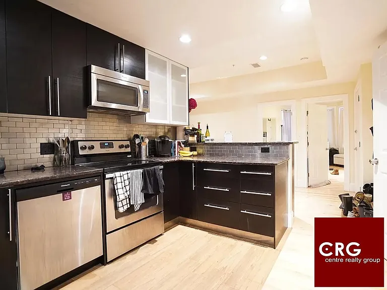 1203 Beacon St #2 — Photo 3