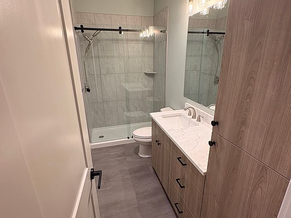 5th image of 9415 Rio Cir
