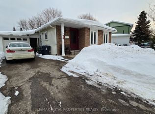 73 Crow Trl #11, Toronto, ON M1B 1X8