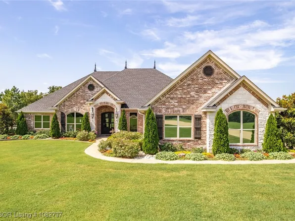 8501 Howard Hill Rd, Fort Smith, AR 72916
