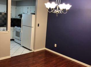525 Waterford Dr #525, Edison, NJ