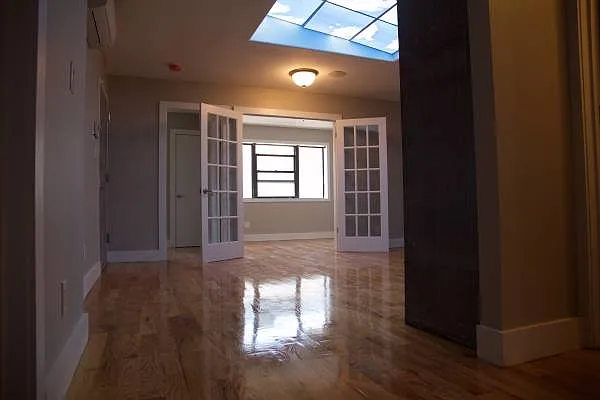 Rented by P Management | media 2