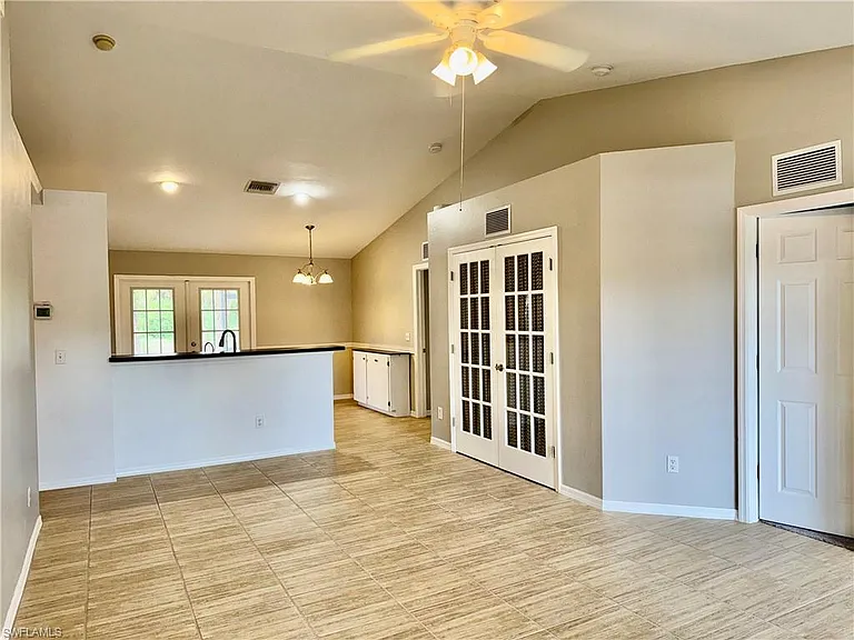 6016 Lindbrook Ave — Photo 4