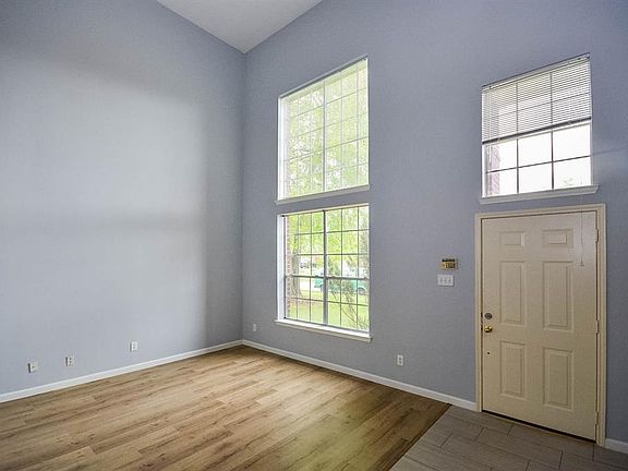 3rd image of 16530 Beewood Glen Ct