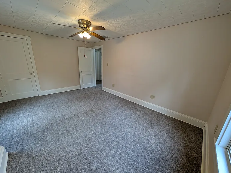486 Needham Ave — Photo 20