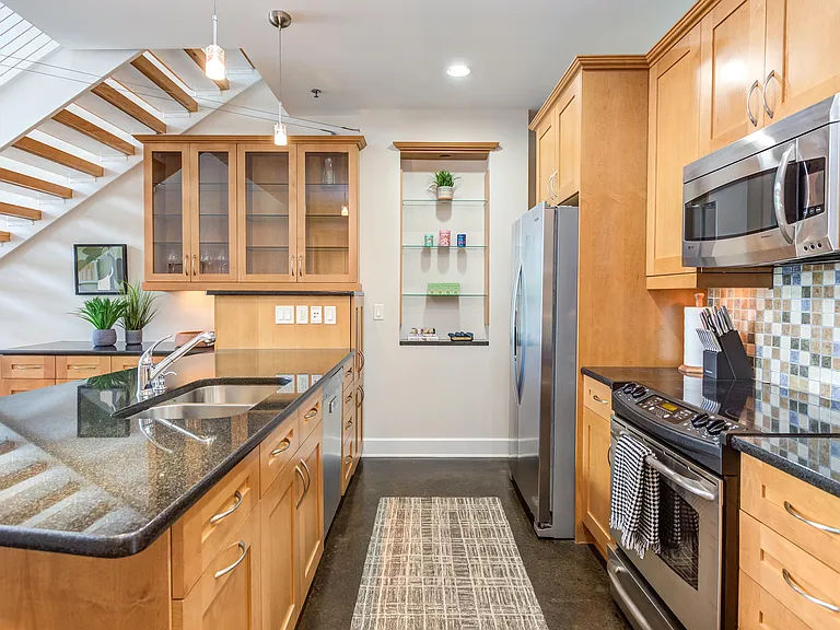 2608 Erwin Rd #417 — Photo 7