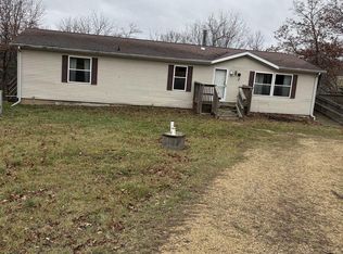 2025 Cave Rd, Mineral Point, WI 53565