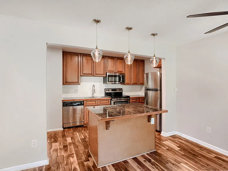 2949 S Dexter Way — Photo 7