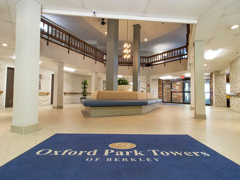 Oxford Park Towers of Berkley Senior Community — Photo 11