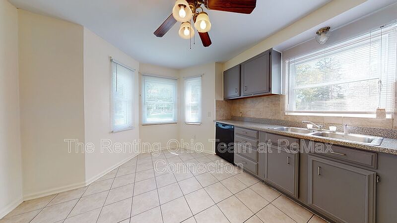 1st image of 193 Maplewood Ave