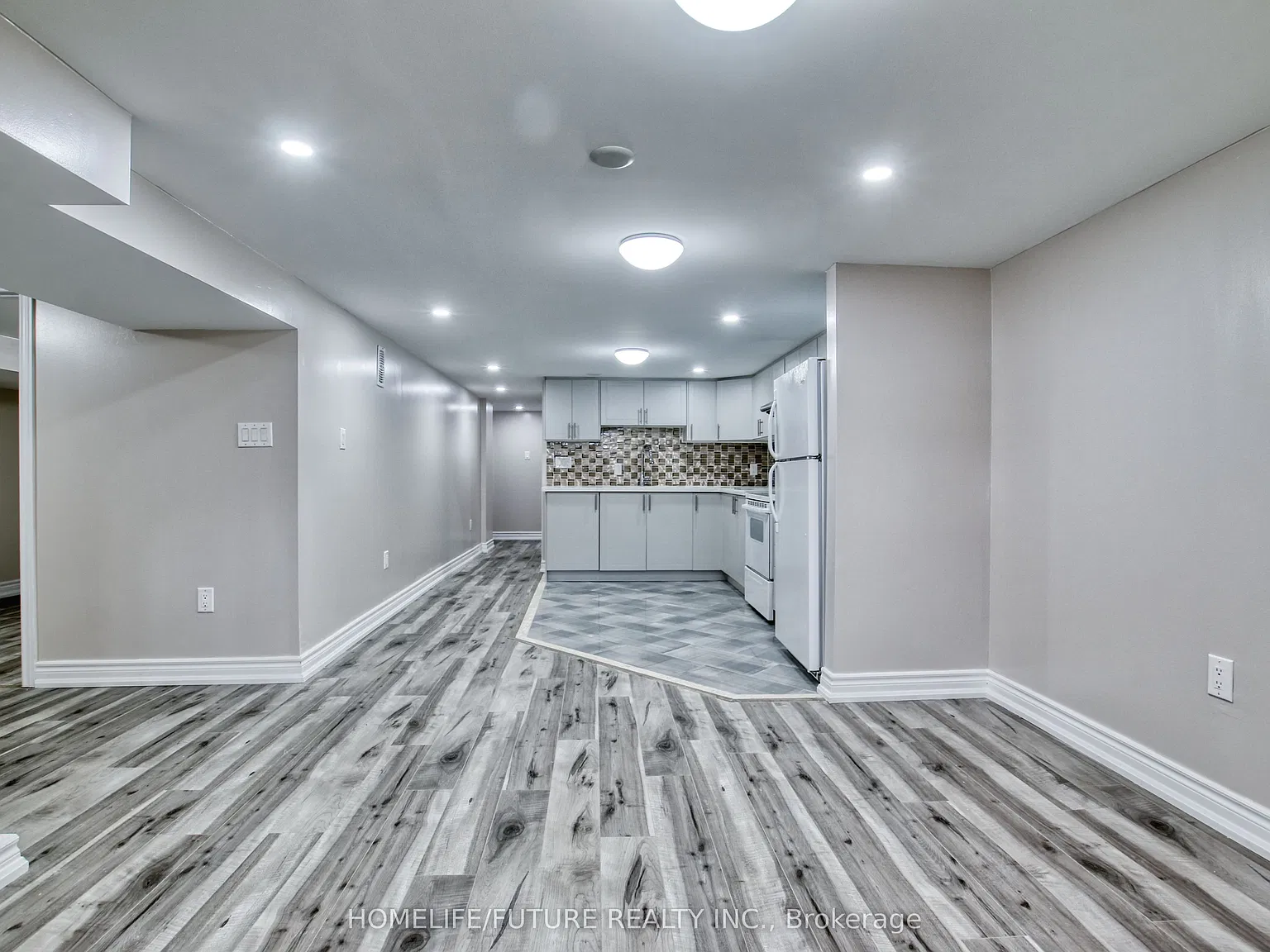 3 bed, $2,400 — Photo 4