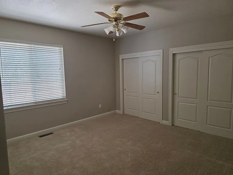 1458 Cardiff Dr — Photo 26